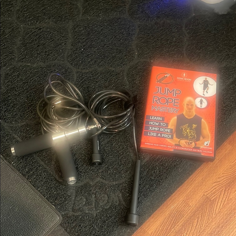 2 Jump Ropes with Instructional Guide
